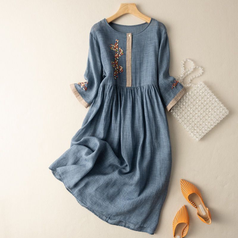 Women’s Dress | Embroidered Midi