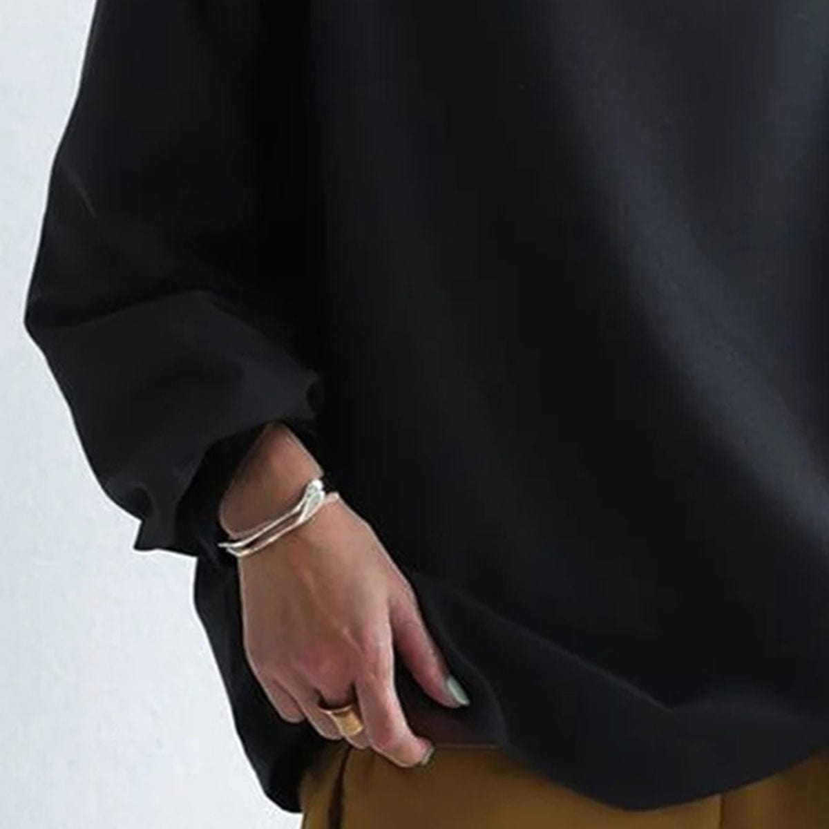 Women's Sweater | Straight-Cut Body Silhouette