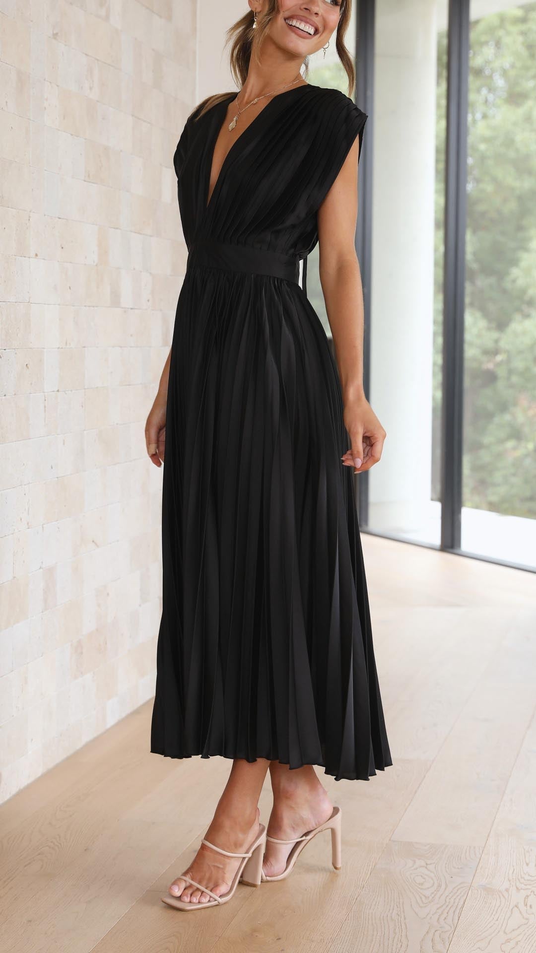 Women's Dress | Pleated Maxi V-Neck Tie Waist