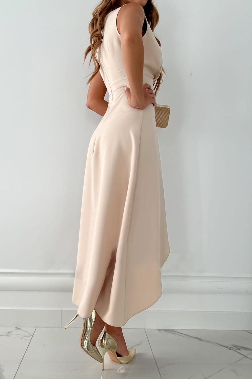 Women's Dress | Sleeveless cut and  V-neckline